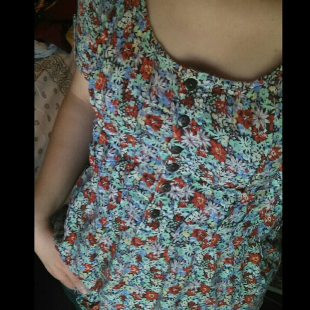 💐 Floral Top 💐